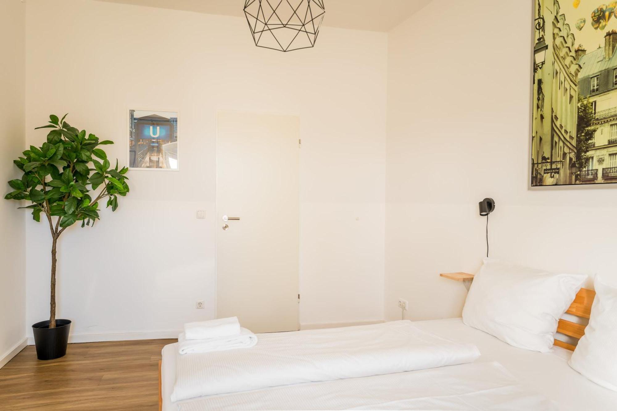 ברלין Three Bedroom Plus Big Kitchen Plus Selfcheckin Plus Street Parking מראה חיצוני תמונה